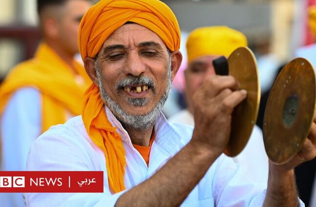    يوم عاشوراء: من المآتم والأحزان إلى البهجة وأطباق الحلوى في مصر   - BBC News عربي