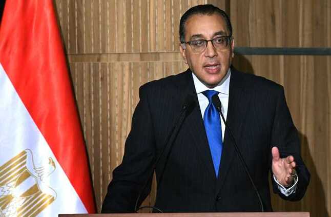 رئيس الوزراء: تكلفة لتر السولار على الدولة 20 جنيهًا ويباع بـ 10 جنيهات.. ولابد من تحريك الأسعار | المصري اليوم