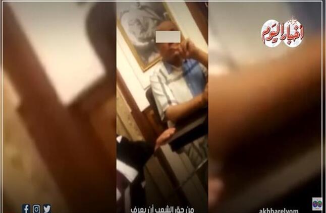 شاهد| فيديو مسرب لـ"صفقة آثار" داخل أروقة حزب الوفد 