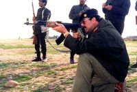 3- اعدام المئات من أعضاء قبيلة البارزانيين الكردية في عام 1983 