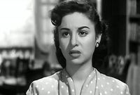 وكان هذا الفيلم سبب إطلاق النقاد لقب سيدة الشاشة العربية عليها.. وانتهت العلاقة مع ذو الفقار بالطلاق عام 1954