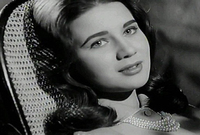 أول ظهر لـ «قطة السينما» على الشاشة كان في فيلم «دليلة» عام 1956