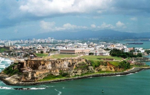 بورتوريكو، وهو إقليم من الجزر تابع للولايات المتحدة 