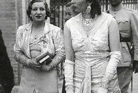 بعد وفاة الملك «فؤاد» عام 1936 تحرّرت الملكة «نازلي» من كل القيود التي كانت مفروضة عليها