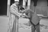 عاد إلى المغرب مع والده عام 1956 بعد حصول المغرب على استقلالها
