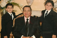 كان مبارك يحب حفيده محمد حبًا شديدًا وكان يعتبره الأٌقرب إلى قلبه وكان وقع وفاته عليه كبيرًا للغاية وصدمة غير متوقعة
