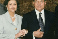 الصدمة السادسة : طلب سوزان مبارك الطلاق منه قبل توليه للرئاسة
