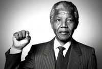 ثم افتتح مانديلا أول مكتب محاماة للأفارقة في جنوب إفريقيا، برفقة صديقه أوليفر تامبو، وخلال تلك السنة صار رئيس الحزب في منطقة الترانسفال، ونائب الرئيس العام في جنوب إفريقيا كلها
