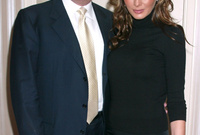 في عام 2005 تزوج من عارضة الأزياء ميلانيا وأنجب منها ابنًا يدعى بارون ولا تزال زيجتهما مستمرة حتى الآن وتعد ميلانيا هي السيدة الأولى في الولايات المتحدة الأمريكية
