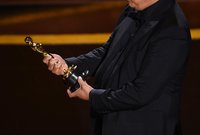 بونج جون يحصد جائزة أفضل مخرج عن فيلم Parasite 