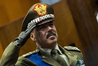 أما عن السياسة .. أصيب رئيس الأركان الإيطالي الجنرال سالفاتوري فارينا
