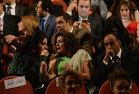 أقيم مساء اليوم الخميس 24 نوفمبر حفل ختام فعاليات مهرجان القاهرة السينمائي الدولي بدورته الـ38، بالمسرح الكبير بدار الأوبرا المصرية، وقد حرص العديد من الفنانون على حضور فعاليات ختام المهرجان