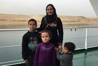 تزوج الشهيد المنسي من السيدة منار سليم وأنجب منها 3 أطفال 



