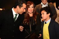 عمرو سعد مع زوجته وابنه رابي 