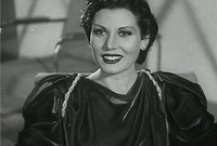 استطاعت اقتحام عالم التمثيل والذي كان في طور التشكيل في مصر آنذاك بعدما انتقلت السينما المصرية من الأفلام الصامتة إلى الأفلام الناطقة في الثلاثينيات