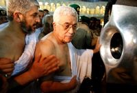 الرئيس الفلسطيني محمود عباس
