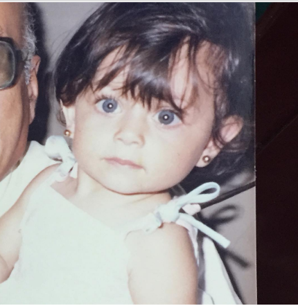 الفنانة هبة مجدي تنشر أحد صور طفولتها على حسابها بموقع "إنستجرام"