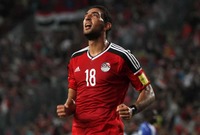 أصيب الدولي المصري أحمد حسن كوكا نجم نادي أولمبياكوس اليوناني بفيروس كورونا 