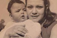 اسمها الحقيقي أمنية مصطفى من مواليد 13 فبراير 1941 لأب مصري وأم يونانية