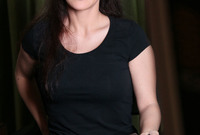 النجمة اللبنانية ديانا حداد تحولت للإسلام من المسيحية بعد زواجها من سهيل العبدول عام 1995

