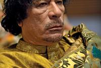 قبل 9 سنوات ظهرت جثة القذافي، مطروحة على الأرض، بعدما أنهى المتمردون حياته، بعد إلقاء القبض عليه وتعذيبه أثناء محاولته الهروب من بلدة سرت
