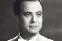 في عام 1938 ذهب كارم للقاهرة ليلتحق بالفرع المدرسي بمعهد الموسيقى العربية، وتلقى تعليمه من قبل بعض عظماء الموسيقى، مثل فؤاد محفوظ، ودرويش الحريري
