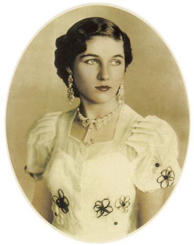 ولدت الأميرة فوزية في الـ 5 من نوفمبر عام 1921 للملك فؤاد الأول ملك مصر كثاني أبناءه من الملكة نازلي بعد الملك فاروق