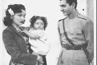 تزوجت من ولي عهد إيران آنذاك محمد رضا بهلوي عام  1939 حيث عقد حفلي زفاف في القاهرة وفي طهران بإيران