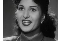 ثم شاركت في بطولة العديد من الأفلام وقامت بتمثيل أول فيلم مصري كامل بالألوان (بابا عريس) في عام 1950
