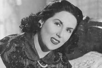 ليلى مراد ولدت في الإسكندرية عام 1918 لأسرة مصرية يهودية وكان اسمها «ليليان» وهي شقيقة الملحن منير مراد
