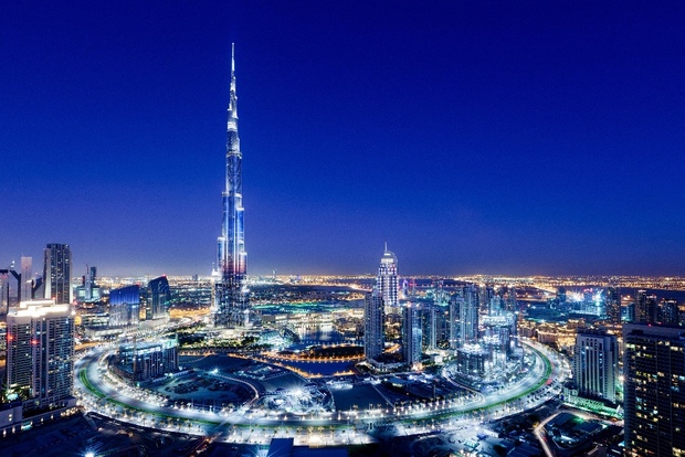 برج خليفة : أطول برج في العالم بارتفاع 828 متر