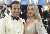 تزوج الفنان أحمد فهمي من الفنانة هنا الزاهد في عام 2019
