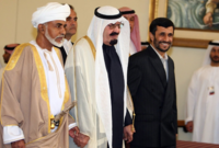 مع الرئيس الإيراني السابق أحمد نجاد والسلطان قابوس سلطان عمان
