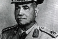 الفريق أول أحمد إسماعيل وزير الحربية والقائد العام للقوات المسلحة فى حرب أكتوبر 1973.
