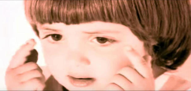 أغنية "كان عندك حق" من ألبوم "يا عمرنا" الذي صدر عام 1993، تم تصويرها بطريقة الفيديو كليب وظهرت فيها طفلة صغيرة جذبت الانتباه إليها لجمالها ووجهها البرئ..هكذا أصبح شكلها الآن