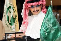 أعلن الأمير الوليد بن طلال بن عبدالعزيز آل سعود، رئيس مجلس أمناء مؤسسات الوليد للإنسانية، تعهده بأن يهب ثروته للأعمال الخيرية والإنسانية بمبلغ قدره 120 مليار ريال سعودي (32 مليار دولار) بحسب الخطة المدروسة للأعوام القادمة.