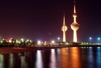 أعيد افتتاح الأبراج في 26 ديسمبر 1992 بعد أن تعرضت في الغزو العراقي للكويت للتخريب والسلب والدمار