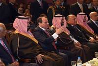 وفي نهاية اليوم أمس حضرا الرئيس السيسي و ولي العهد السعودي مسرحية "سلم نفسك" في دار الأوبرا المصرية 