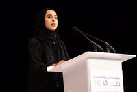 تعمل كوزيرة الدولة لشؤون الشباب في الإمارات ، وهي أصغر وزيرة في العالم
