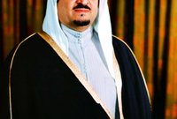 نشأ في كنف والده الملك عبد العزيز والتحق في طفولته بمدرسة الأمراء بمدينة الرياض