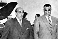 جمال عبد الناصر مع شكري القوتلى رئيس الجمهورية السورية الأولى