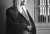 تقلد منصب ملك المملكة السعودية عام 1964 بعد تنحية أخيه الملك سعود