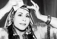لم تحترف الغناء وقررت الاتجاه للتمثيل، ورسمت شخصيتها المميزة في السينما المصرية، لكنها كانت تشارك ببعض الأغاني في الأفلام
