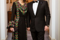 الملكة رانيا ترتدي ثوب أردني في هولندا من صنع سيدات جمعية بصمة خير الخيرية في السلط 