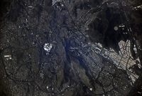 رائد فضاء روسي يلتقط صور رائعة لمكة من الفضاء 