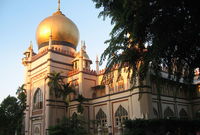 مسجد السلطان، من أهم وأضخم المساجد في سنغافورة 
