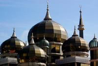 مسجد الكريستال أو المسجد البلوري، ماليزيا 
