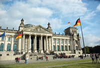 فى المركز الثاني جاءت ألمانيا، حيث يمكن للألمان زيارة 164 دولة 