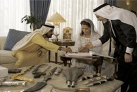 فى عام 2004، فوجئ الجميع بزواج الأميرة هيا ابنة ملك الأردن الراحل الحسين بن طلال وأخت الملك عبدالله بن الحسين غير الشقيقة، من الشيخ محمد بن راشد آل مكتوم، نائب رئيس دولة الإمارات، وحاكم دبي.