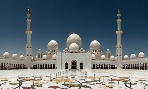 خامس أكبر مسجد في العالم من حيث المساحة الكلية 
